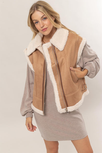 Faux Fur-Contrast Zip Up Suede Vest